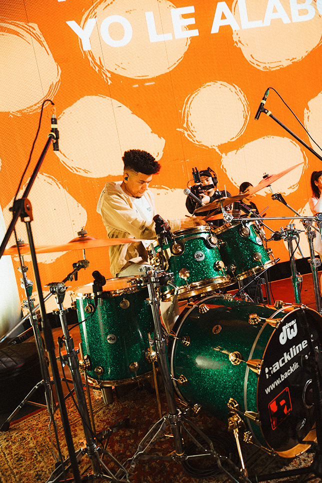 Baterista-medellin-agradece-by-arka-studio